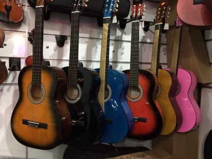Segovia Klasik Gitar 4/4 Boy - Kılıf + Pena + Tuner ve Tel Hediye